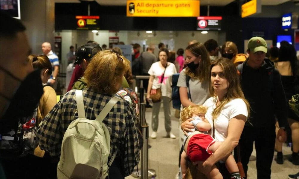Ντόμινο καθυστερήσεων και ακυρώσεων στα ευρωπαϊκά αεροδρόμια - Έχουν επηρεαστεί 80 πτήσεις για τους επιβάτες από την Ελλάδα